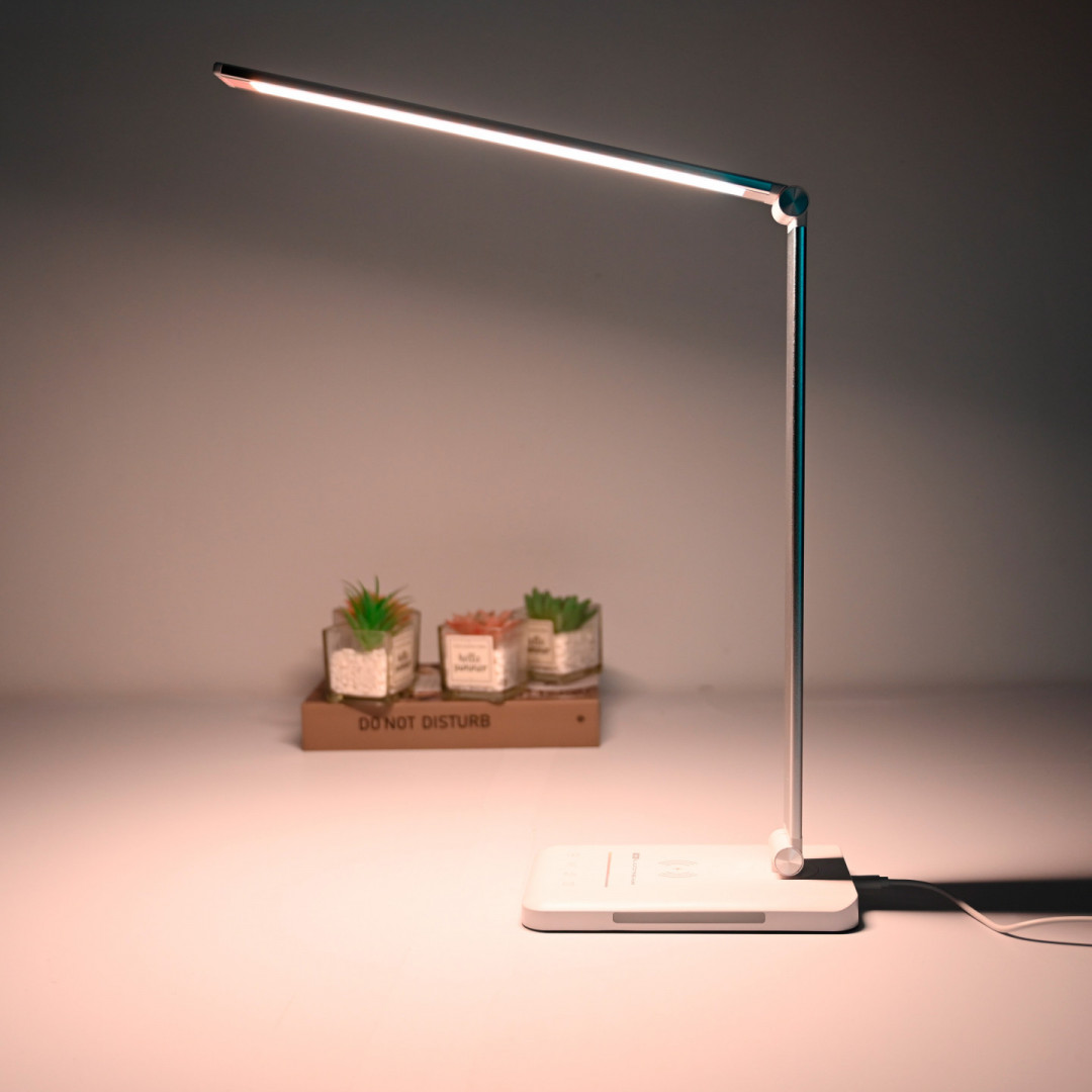 LED stolní lampa bez modré složky LuDream Focus Charge+ White