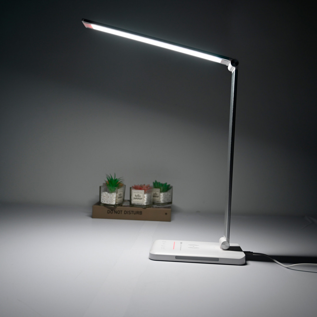 LED stolní lampa bez modré složky LuDream Focus Charge+ White