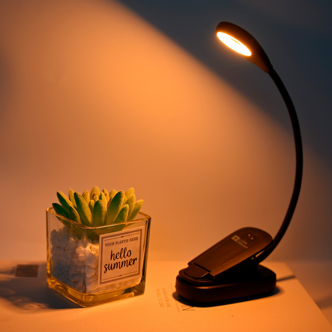 LED lampička na čtení bez modré složky LumiDream Flexi - Amber